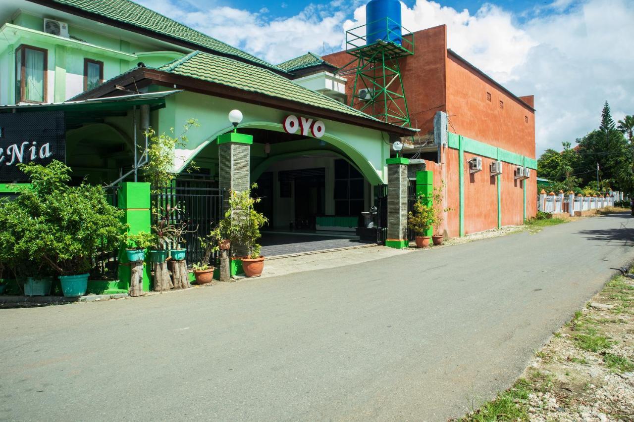 Super Oyo 1682 Greenia Hotel Kupang  Exteriör bild